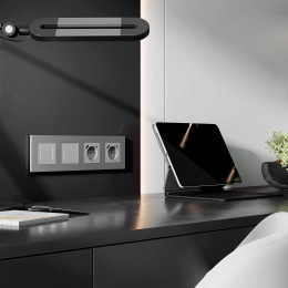 Рамка из поликарбоната на 4 поста Slab серебро софт