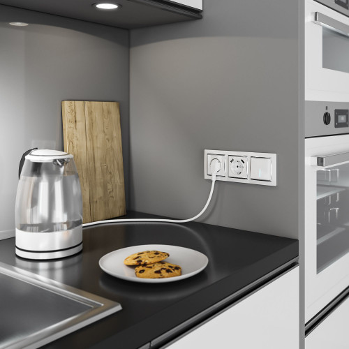 Купить Рамка из поликарбоната на 3 поста Snabb белый/хром в rum24.ru фото: 2