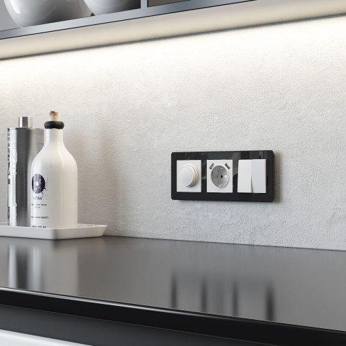 Купить Рамка из акрила на 3 поста Acrylic черный в rum24.ru фото: 6