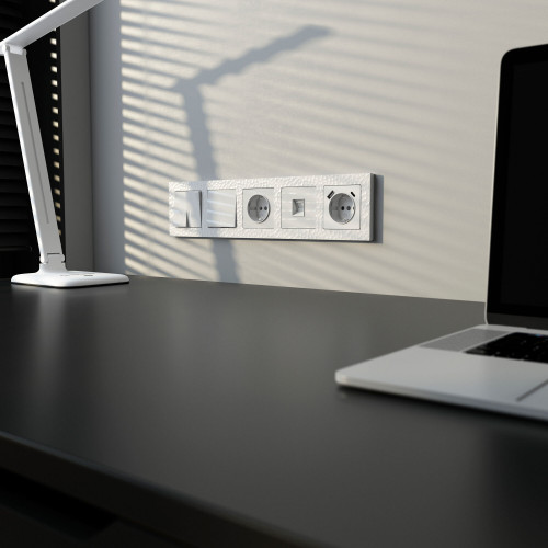 Купить Рамка из поликарбоната на 5 постов Hammer белый в rum24.ru фото: 2