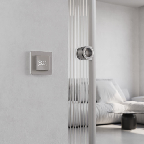 Купить Рамка из поликарбоната на 1 пост Split дымчатый/белый, soft-touch в rum24.ru фото: 2