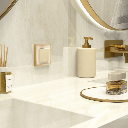 Купить Рамка из металла на 1 пост Baguette айвори/латунь в rum24.ru фото: 2