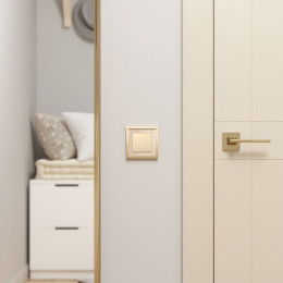 Рамка из металла на 1 пост Baguette айвори/латунь