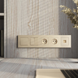 W0052911/ Рамка на 5 постов Slab (шампань софт)