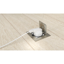 Лючок 2 мод. (1 мод. 45х45 мм.), серебро, IP44, (с уст. набором) DFB2MRMS