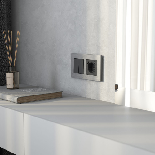 Купить Рамка из металла на 2 поста АluMax алюминий в rum24.ru фото: 3