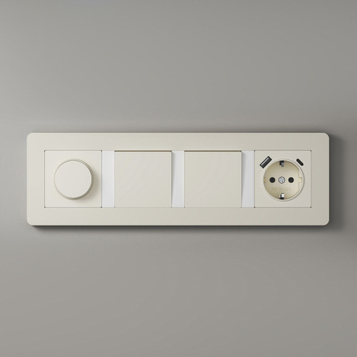 Купить Рамка из поликарбоната на 4 поста Split айвори/белый, soft-touch в rum24.ru фото: 7