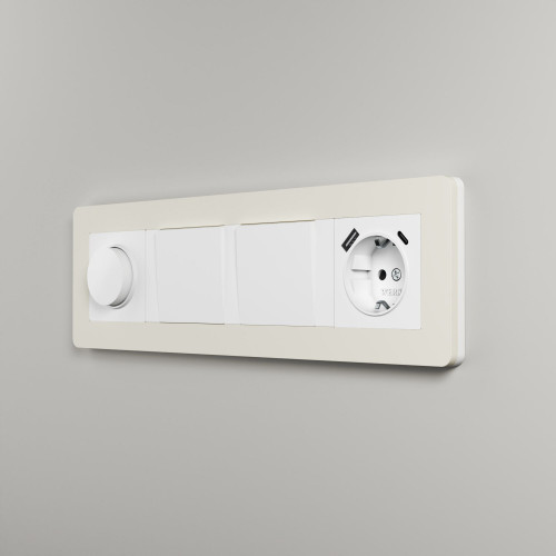 Купить Рамка из поликарбоната на 4 поста Split айвори/белый, soft-touch в rum24.ru фото: 6