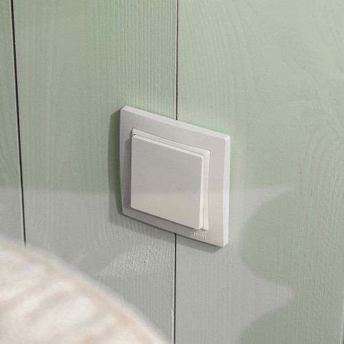 Купить Рамка из поликарбоната на 1 пост Snabb Basic белый в rum24.ru фото: 5