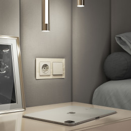 Рамка из стекла на 2 поста Favorit молочный