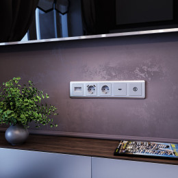 Рамка из поликарбоната на 5 постов Stream серебряный