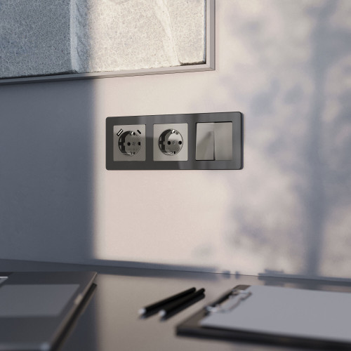 Купить Розетка с заземлением и шторками (графит акрил) Werkel W1171144 в rum24.ru фото: 2