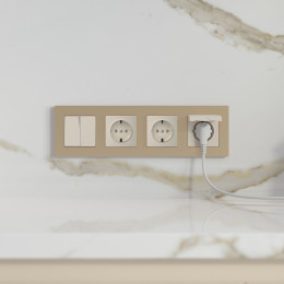 W0042911/ Рамка на 4 поста Slab (шампань софт)