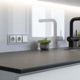 Выключатель одноклавишный проходной с подсветкой (белый акрил) Werkel W1112141