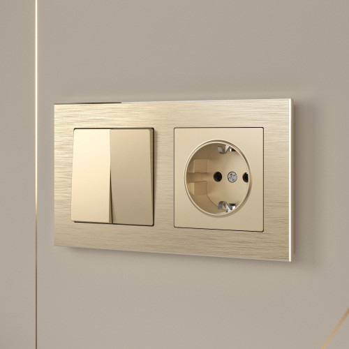 Купить Рамка из металла на 2 поста Аluminium шампань алюминий в rum24.ru фото: 2