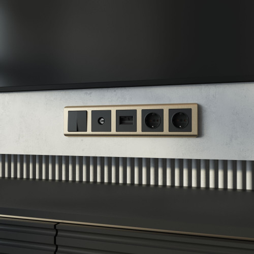 Купить Рамка из поликарбоната на 5 постов Stream шампань в rum24.ru фото: 2