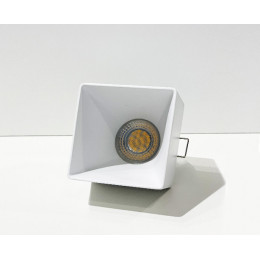 Встраиваемый светильник ITALLINE DL 3024 white