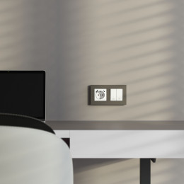 Рамка из поликарбоната на 2 поста Slab бронза софт