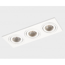 Встраиваемый светильник ITALLINE SAG303-4 white/white
