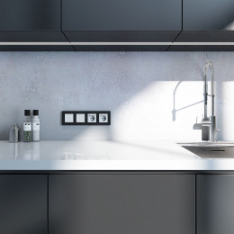 Рамка из поликарбоната на 4 поста Slab черный софт