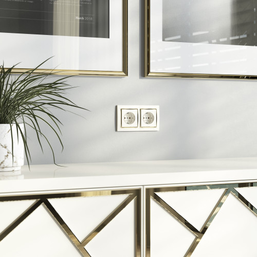 Купить Рамка из поликарбоната на 2 поста Snabb слоновая кость/золото в rum24.ru фото: 3