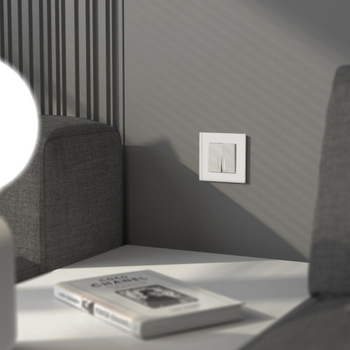 Купить Рамка из стекла на 1 пост Senso белый soft-touch в rum24.ru фото: 2