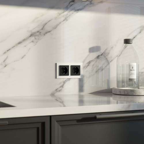 Купить Рамка из стекла на 2 поста Favorit белый матовый в rum24.ru фото: 5