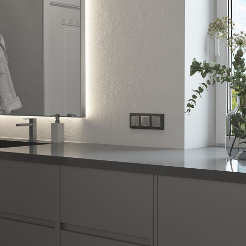 Купить Рамка из поликарбоната на 3 поста Stark графит матовый в rum24.ru фото: 3