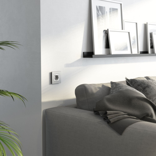 Купить Рамка из металла на 1 пост АluMax алюминий в rum24.ru фото: 4