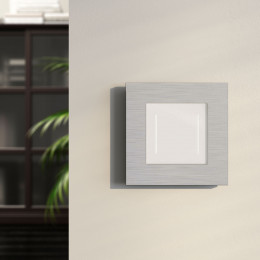 Рамка из металла на 1 пост АluMax алюминий