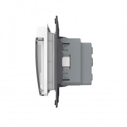 Розетка с заземлением защитными шторками водонепроницаемой крышкой LIVOLO белая VL-C7-C1EUWF-11  (механизм)