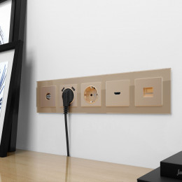 Рамка из стекла на 5 постов Favorit шампань