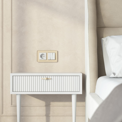 Купить Рамка из стекла на 2 поста Elite айвори W0022443 в rum24.ru фото: 3