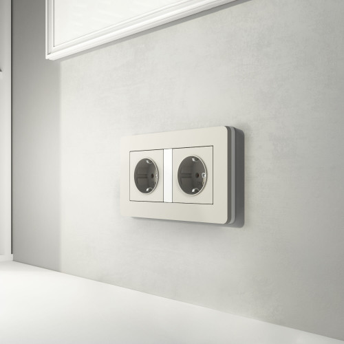 Купить Рамка из поликарбоната на 2 поста Split дымчатый/белый, soft-touch в rum24.ru фото: 3