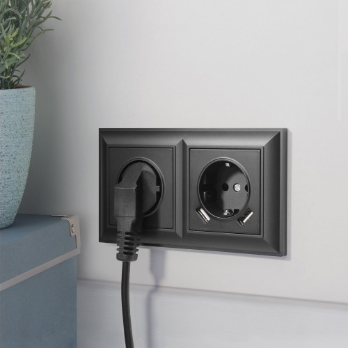 Купить Рамка из пластика на 2 поста Fiore черный в rum24.ru фото: 2