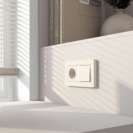 Рамка из поликарбоната на 2 поста Split айвори/белый, soft-touch