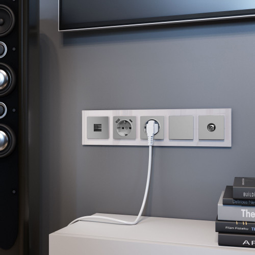 Купить Рамка из стекла на 5 постов Favorit дымчатый в rum24.ru фото: 2