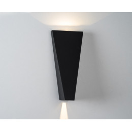 Светильник настенный ITALLINE IT01-A807 black