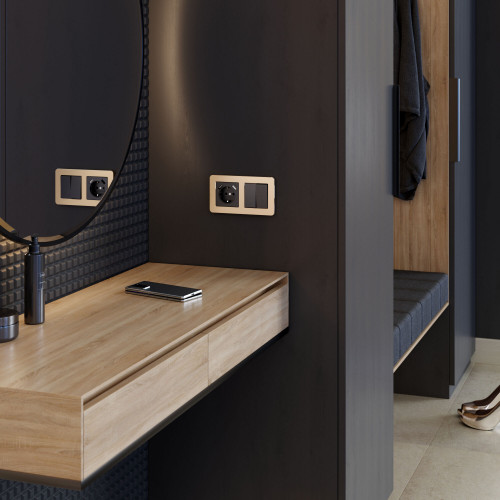 Купить Рамка из металла на 2 поста Platinum шампань в rum24.ru фото: 4