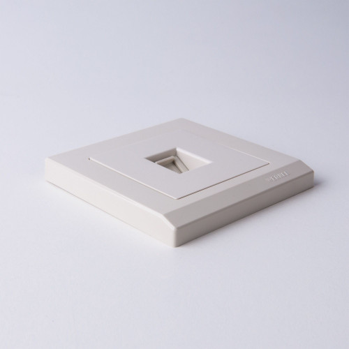 Купить Рамка из пластика на 1 пост Stark слоновая кость в rum24.ru фото: 4