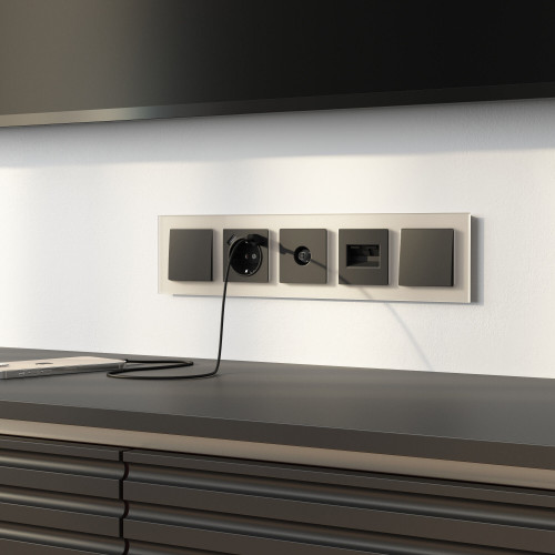 Купить Рамка из стекла на 5 постов Senso шампань soft-touch в rum24.ru фото: 2