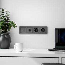 Рамка из поликарбоната на 4 поста Stream графит