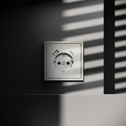 Розетка встраиваемая VOLTUM S70 с заземлением и защитными шторками, с USB, A+С, (шелк) VLS040504