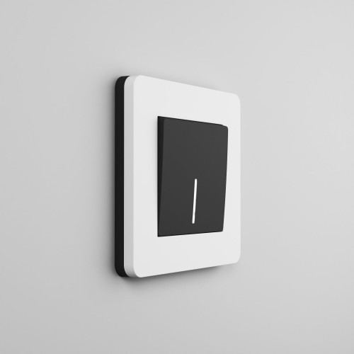 Купить Рамка из поликарбоната на 1 пост Split белый/черный, soft-touch в rum24.ru фото: 8