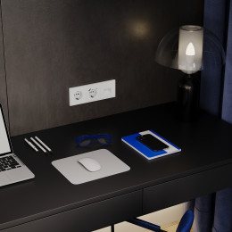 Розетка встраиваемая VOLTUM S70 с заземлением (белый матовый) VLS040102