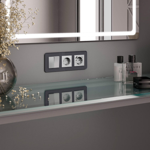 Купить Рамка из стекла на 3 поста Elite графит W0032440 в rum24.ru фото: 5